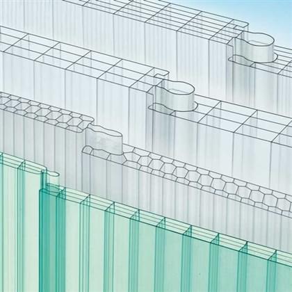 Polycarbonate alvéolaire